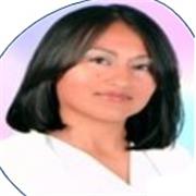 Profesora de Lengua Castellana imparte clases a niños de básica primaria y básica secundaria